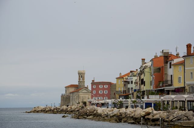 Uitzicht op de boulevard van Piran