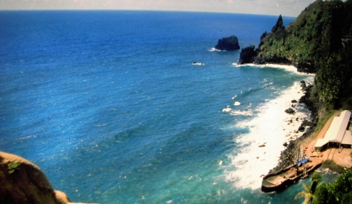 Pitcairnlanding.jpg