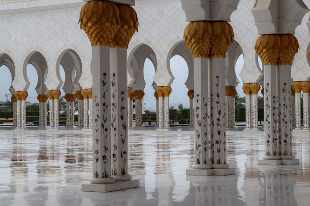 De beroemde Sjeik Zayed-moskee in Abu Dhabi