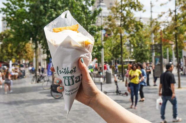 Fritkot Max op de Groenplaats heeft de lekkerste puntzak friet
