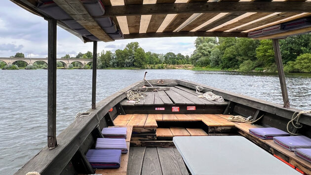 Je zult maar de luxe hebben om een boot voor jou alleen te hebben, ach die regen