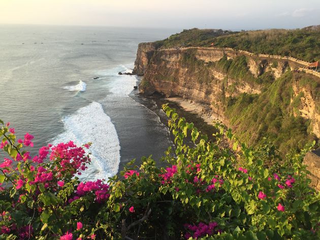 Prachtige kustlijn van Uluwatu