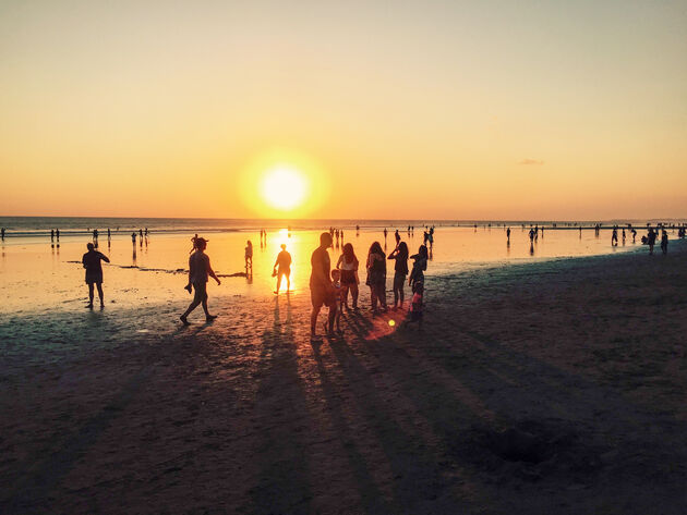 Iedere dag weer bijzonder: de zonsondergang op een Balinees strand