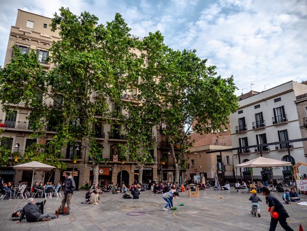 Ontdek de leukste pleinen van Barcelona bijvoorbeeld in de wijk Gr\u00e0cia