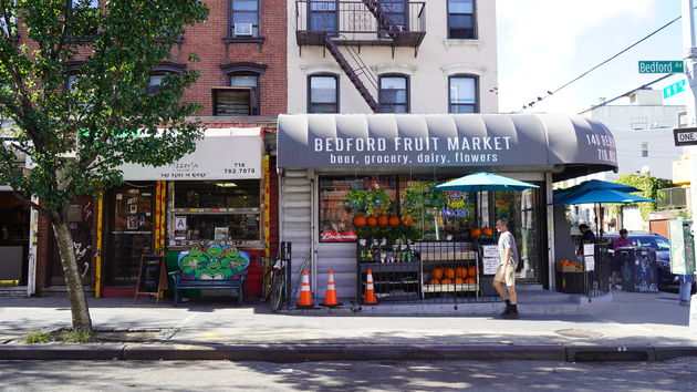 Bedford Avenue, ruim 16 km lang maar het leukste in Williamsburg