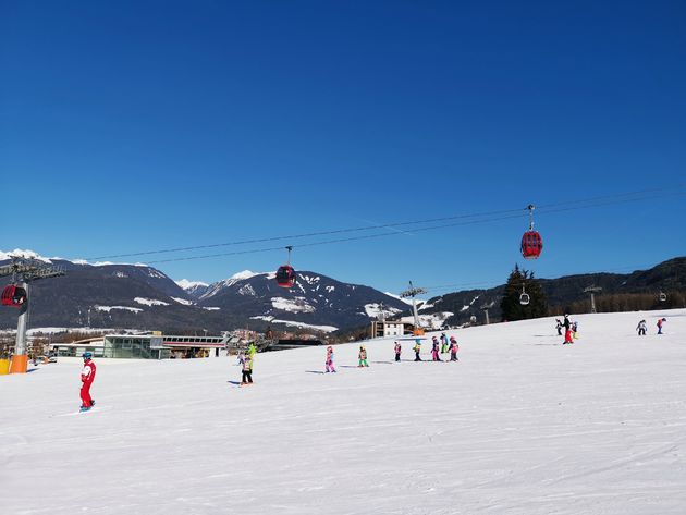 Brede speelweide voor de kinderen in Kronplatz