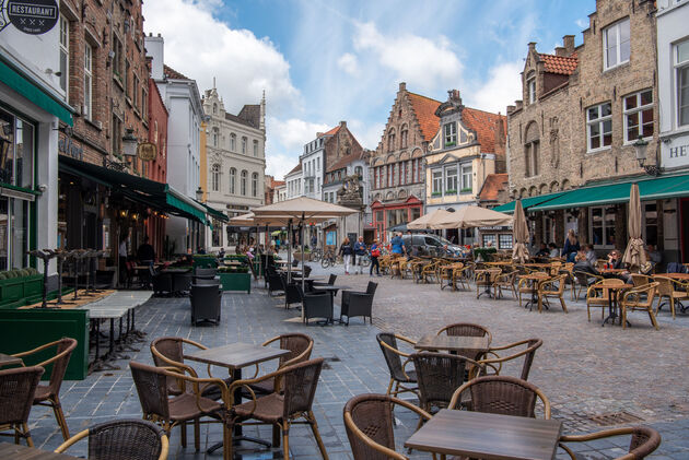 Maar eigenlijk kun je hier op iedere straathoek terecht voor lekker eten en drinken