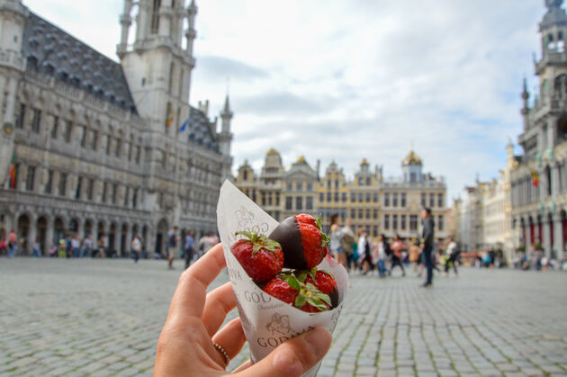 Op de Grote Markt in Brussel m\u00f3\u00e9t je chocolade eten