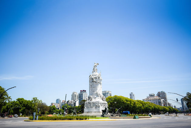 Monumento a La Carta Magna y las Cuatro Regiones Argentinas