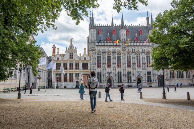 Het oude centrum van Brugge is compact en dus kun je hier prima te voet op pad