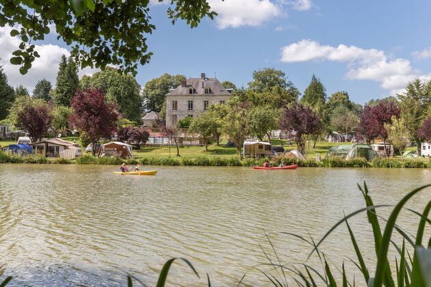 <em>Een unieke kampeerervaring in Normandi\u00eb.<\/em>