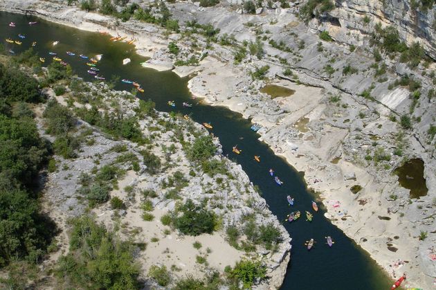 Zo leuk, lekker een dagje kano\u00ebn op de rivier Ard\u00e8che