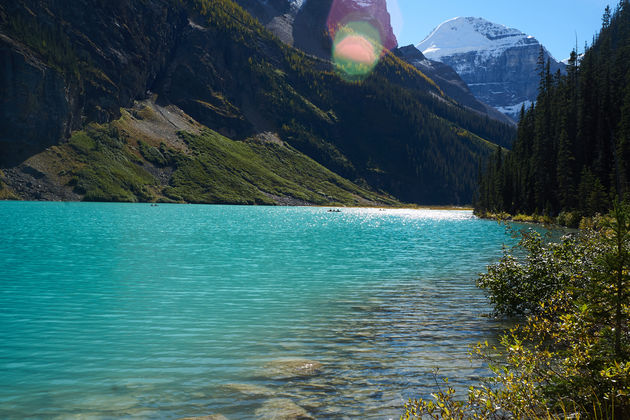 Doen: een wandeltocht rondom Lake Louise naar \u00e9\u00e9n van de twee <em>teahouses<\/em>