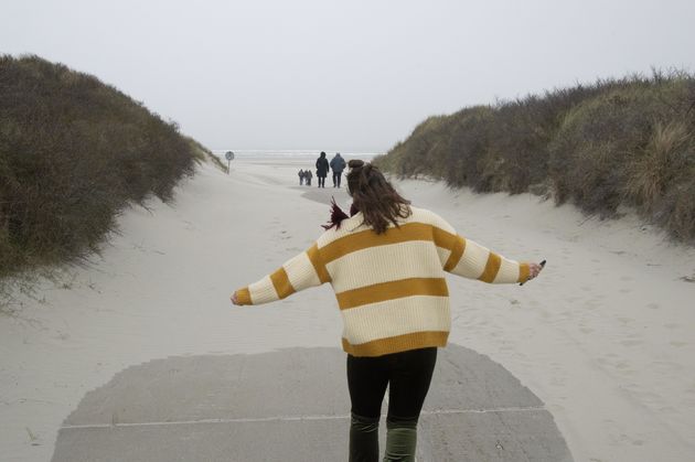 Of natuurlijk gelijk de omgeving gaan verkennen. Zoals wij deden op het strand van Ameland.