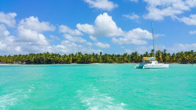 Boek op de Dominicaanse Republieke een catamaran-excursie naar het eiland Saona