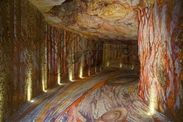 Kunst in de grotten bij Les Caves Monmousseau