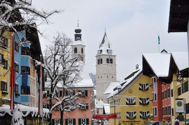 Kleurrijk centrum van Kitzb\u00fchel