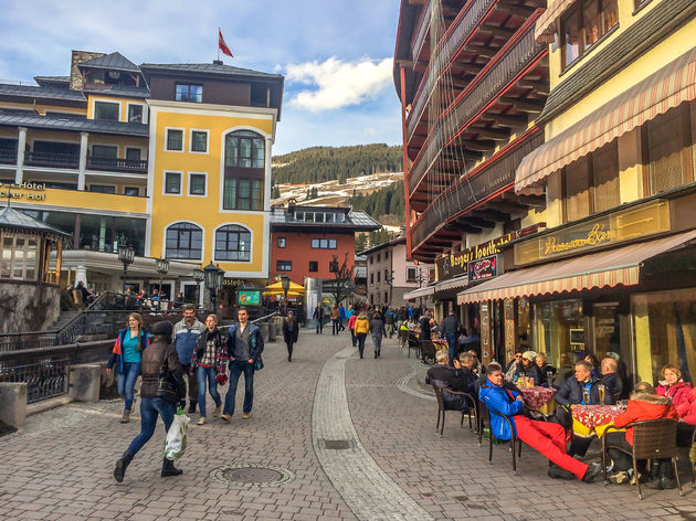 Ondertussen op een terrasje in Saalbach