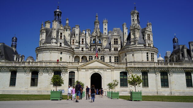 De  ingang van Chateau de Chambord waar je na de controle echt een Histopad moet zien te scoren