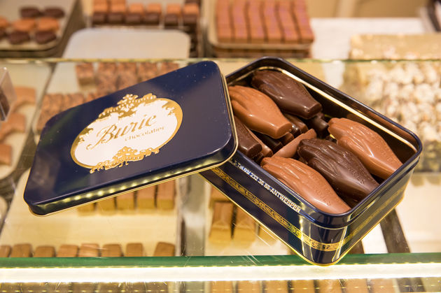 Typisch Antwerpse handjes van chocolade
