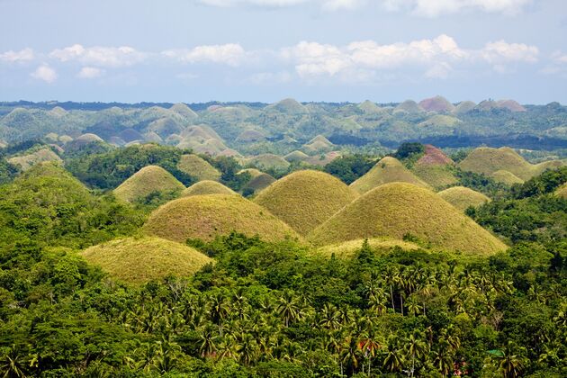 <em>Bizar om te zijn: de Chocolate Hills op het eiland Bohol.<\/em>