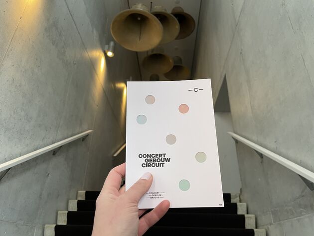 <em>Prikkel al je zintuigen en loop het circuit in het Concertgebouw.<\/em>