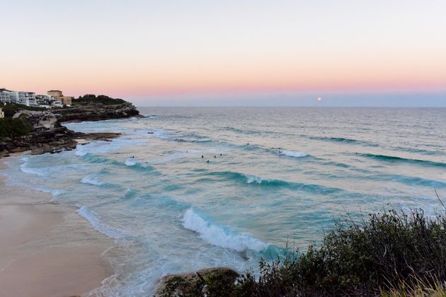 Bronte Beach bij zonsondergang