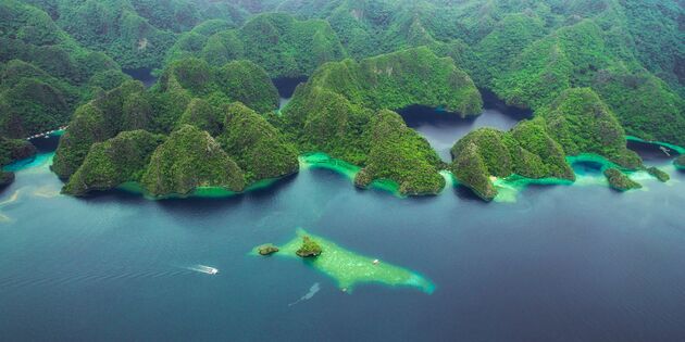 <em>Verken de onderwaterwereld rondom het eiland Coron.<\/em>