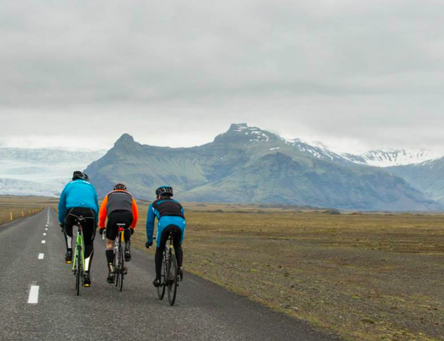 Fietsen door het prachtige IJslandse landschap