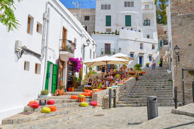 Dwaal lekker rond in het oude centrum van Ibiza Stad