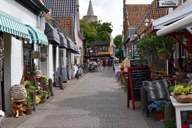 Knus straatje in Den Burg