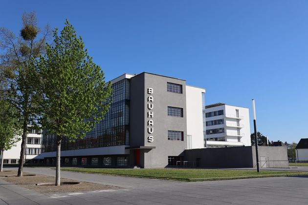 De stad Dessau staat bekend om haar Bauhaus school en architectuur