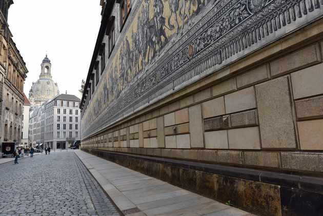 De zijmuur van het Koninklijk Paleis