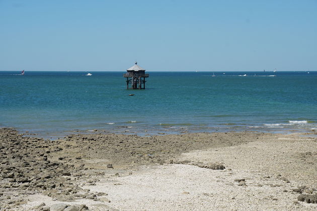 du-phare-du-bout-du-monde-la-rochelle.jpeg
