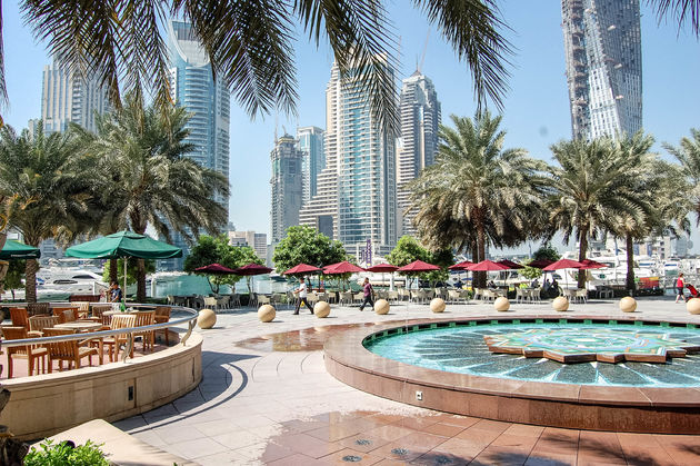 In de Dubai Marina vind je veel goede restaurants
