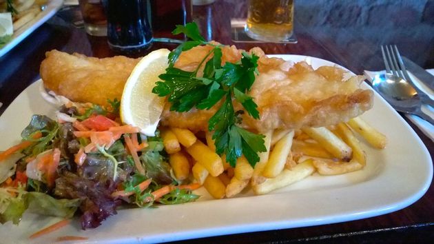 Must eat in Dublin: traditionele <em>fish and chips<\/em>