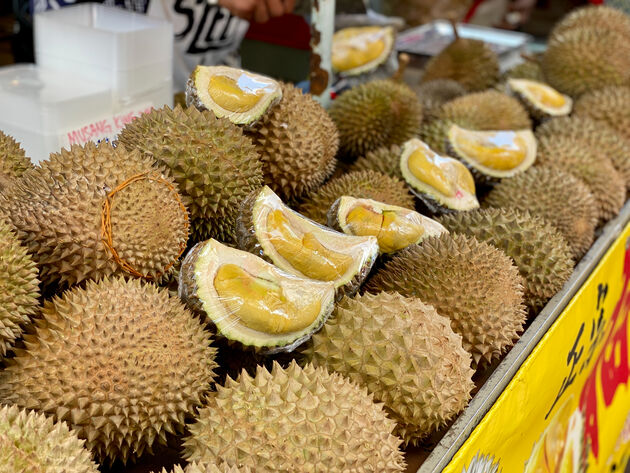Wanneer je in Azi\u00eb bent geweest ken je deze vrucht wel, de durian