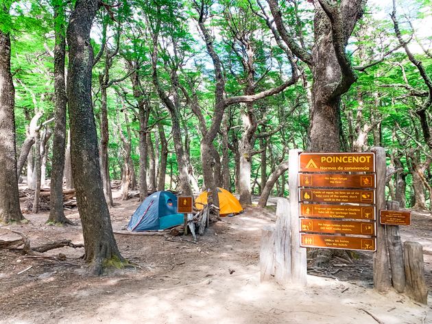Er zijn in El Chalt\u00e9n vier campings te vinden, waaronder Poincenot op de route naar Fitz Roy