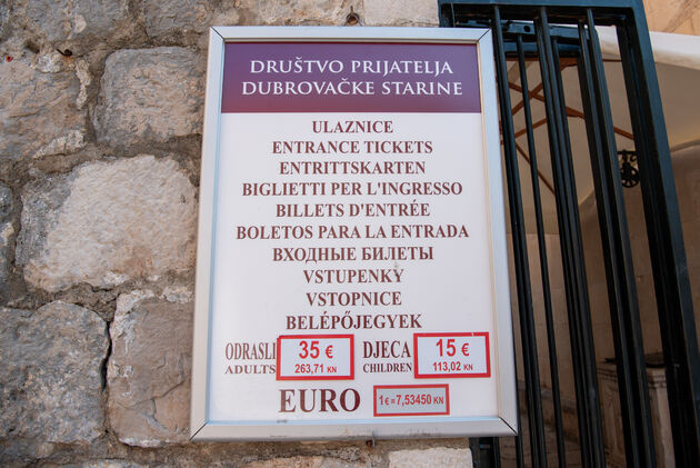Een kaartje kost 35 euro per persoon (in juli 2023)