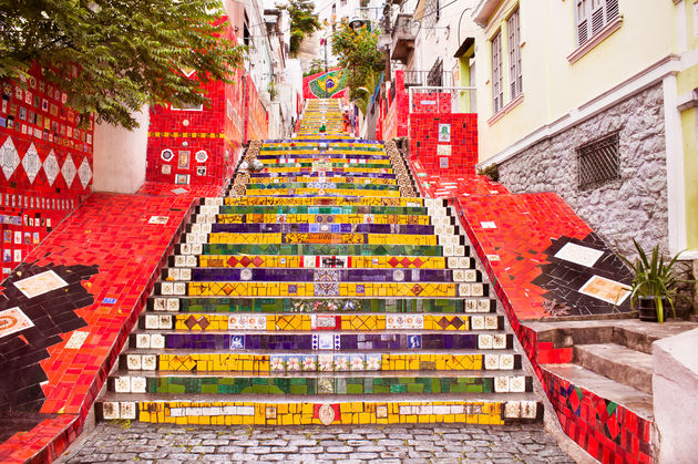 De kleurrijke traptreden van Escadaria Selar\u00f3n
