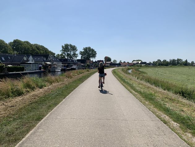 <em>Veel water maar geen heuvels in Friesland. Fietsen kun je er dus prima!<\/em>