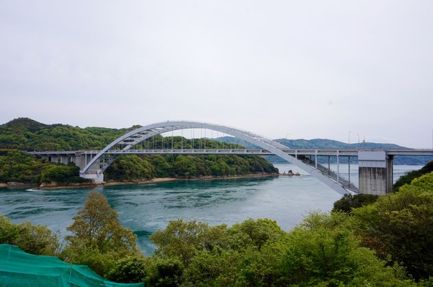 Het Shimanami Kaido Cycling Path is een van de mooiste fietsroutes door Japan