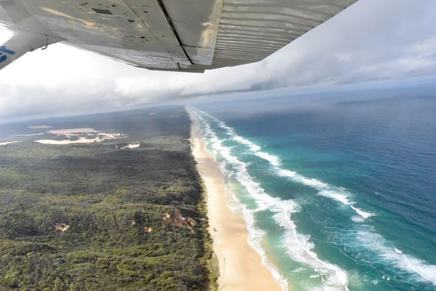 75 Mile Beach op Fraser Island, gezien vanuit de lucht