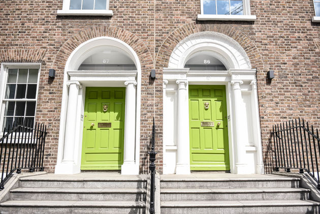 De beroemde gekleurde deuren in het Georgian Quarter van Dublin