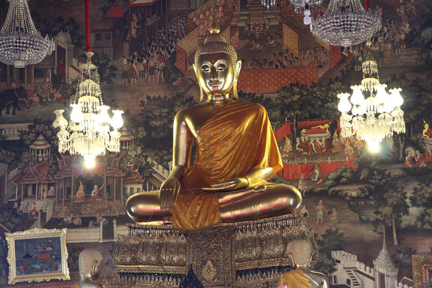 Gouden Boeddhabeeld in Wat Arun