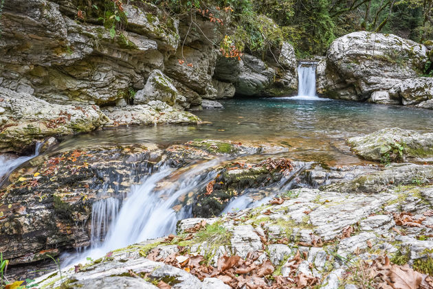 Na een korte hike in Zagori komen we deze mooie watervallen tegen