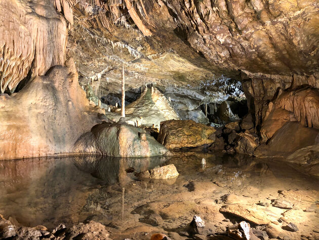 Zo bijzonder: neem een kijkje ondergronds in de Grotten van Hotton