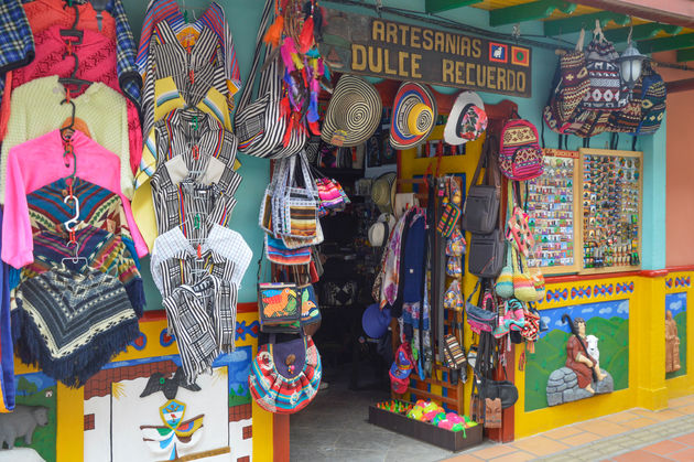 guatape-souvenirs.jpeg