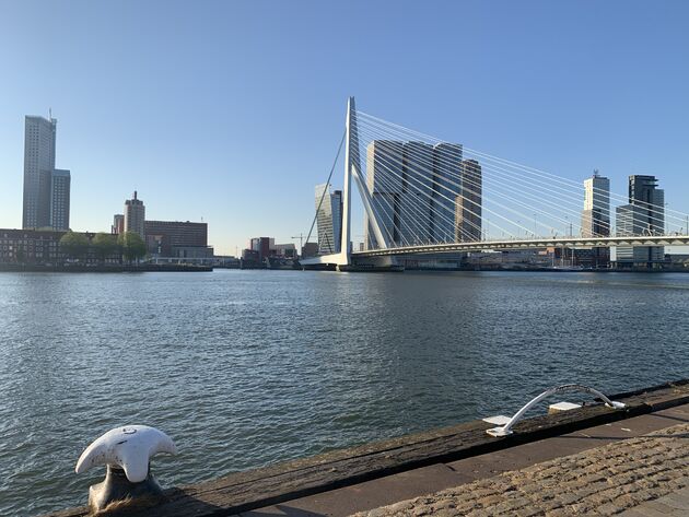 <em>Rennen langs de Maas en over de Erasmusbrug: zo lekker je de stad meteen kennen!<\/em>