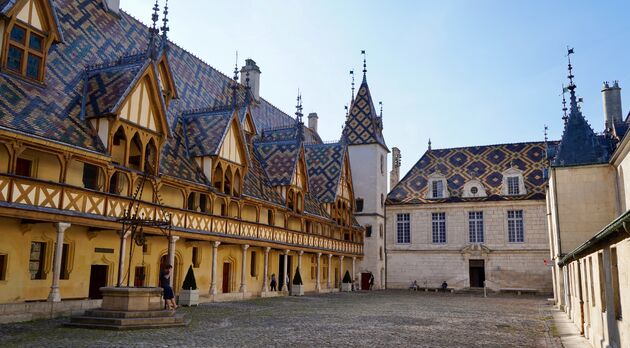 In Beaune een must visit, H\u00f4tel-Dieu de Beaune